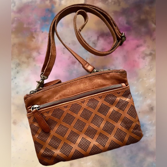 Vilenca Holland Leather Laser Cut Crossbody - Picture 1 of 10